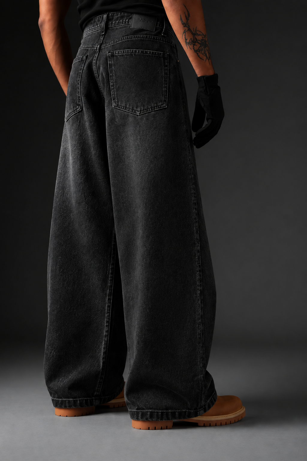 SHADOW-CAST BARREL FIT JEANS
